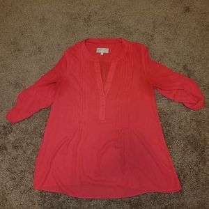 Red quarter sleeve top